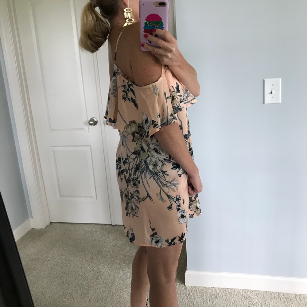 Peach Color, Cold Shoulder Floral Dress - Picture 3 of 8